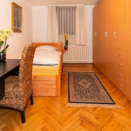 Apartma Spaans Lejlighed *